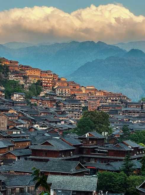 贵阳限外地车牌吗,贵州去外地旅游推荐